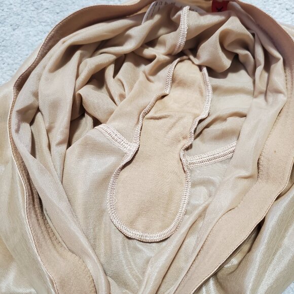 SPANX Skinny Britches Mid-Thigh Shorts Flat Seams Shapewear Beige Nude Womens XL - Picture 7 of 13